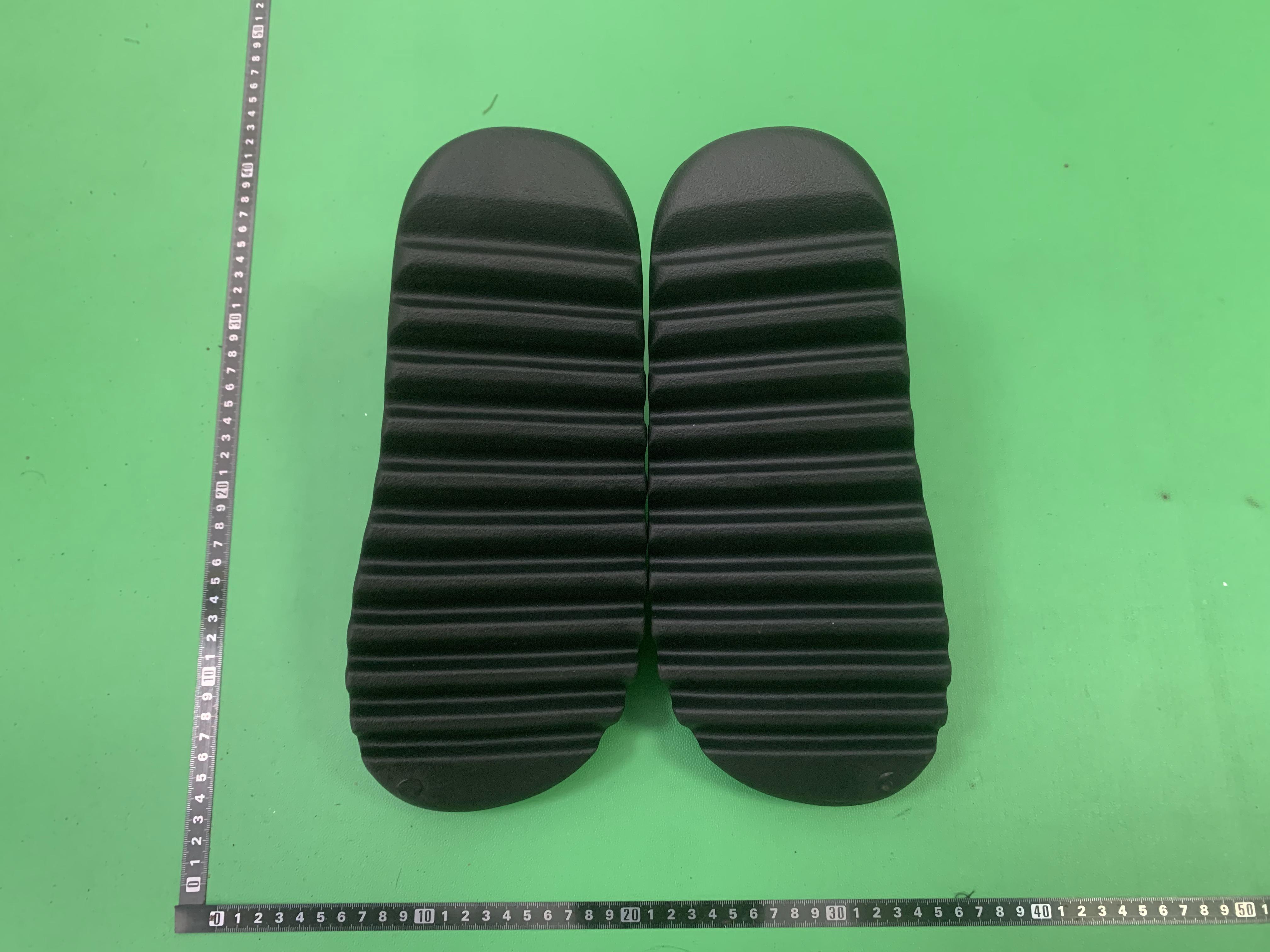 LW Batch Yeezy SIide -2