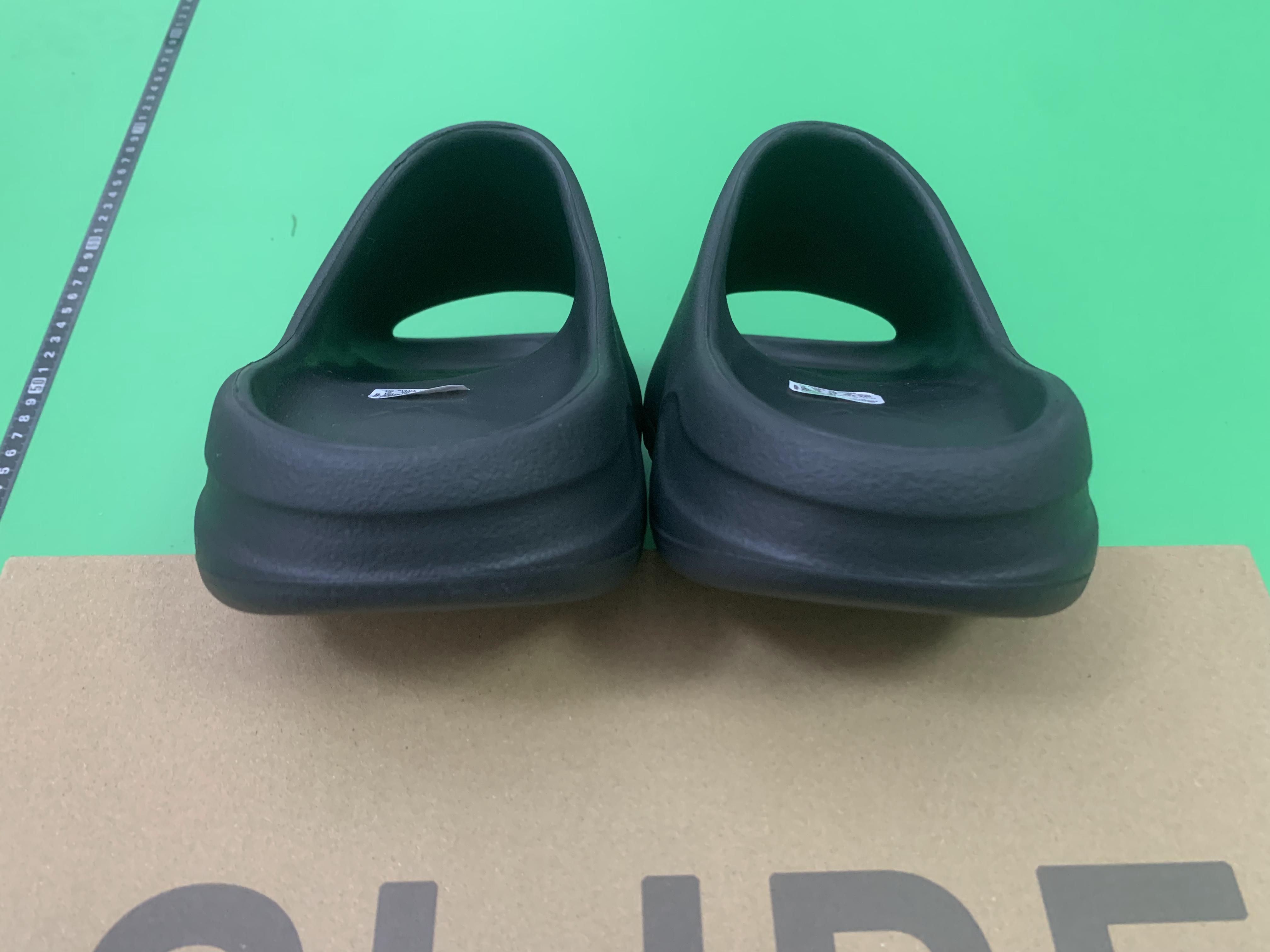 LW Batch Yeezy SIide -5