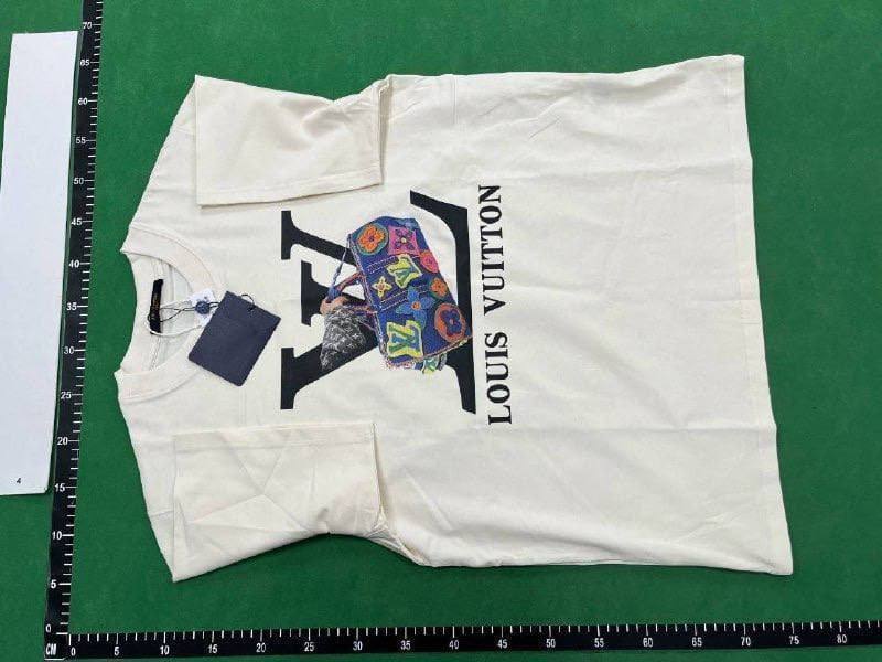 Louis Vuitton t-shirts -3
