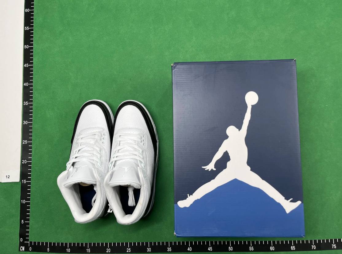 Nike Air Jordan 3 -1
