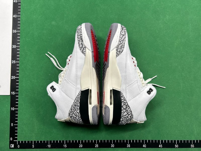 Nike Air Jordan 3 -3