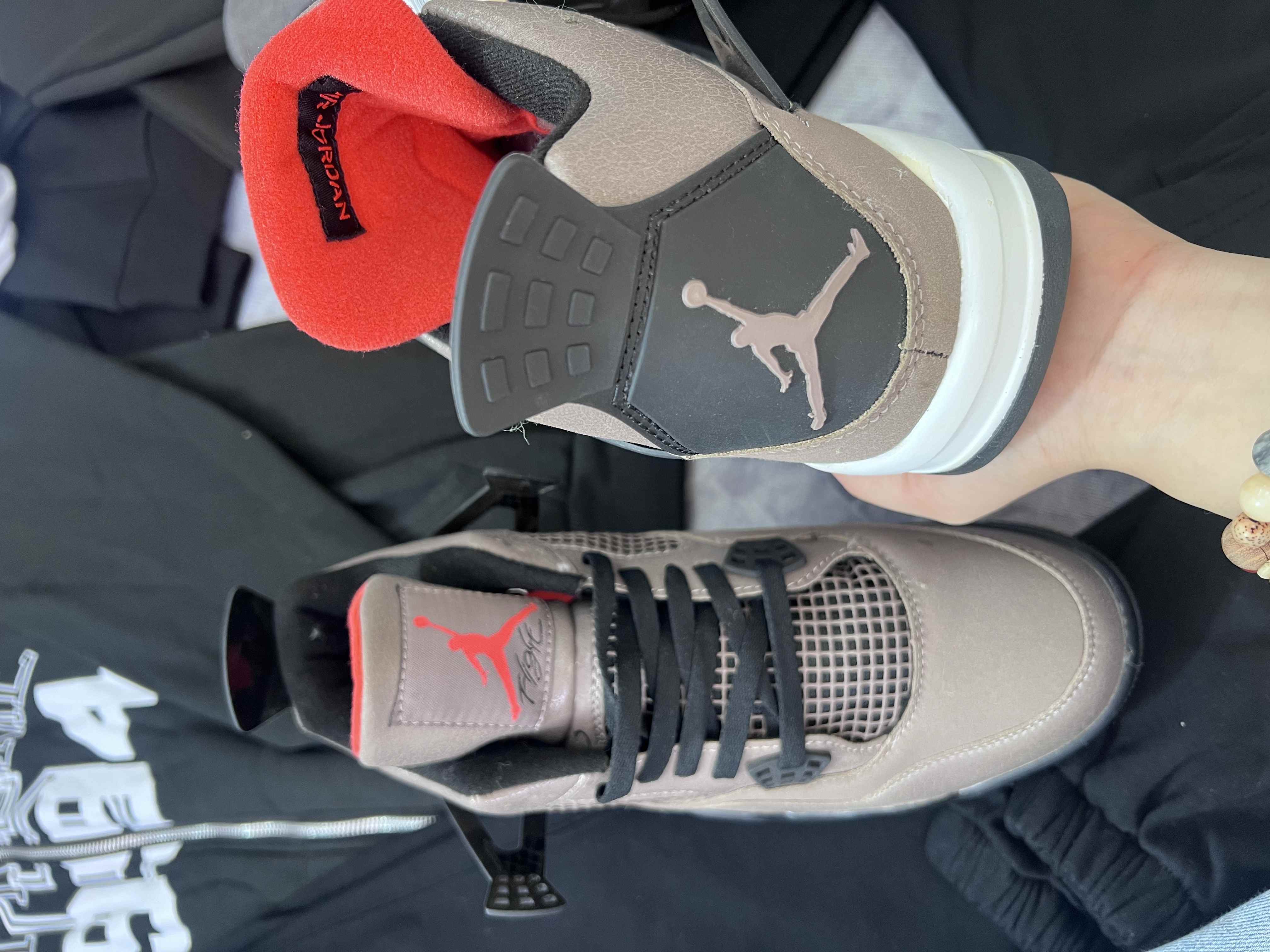 1 (2)_compressed.jpg