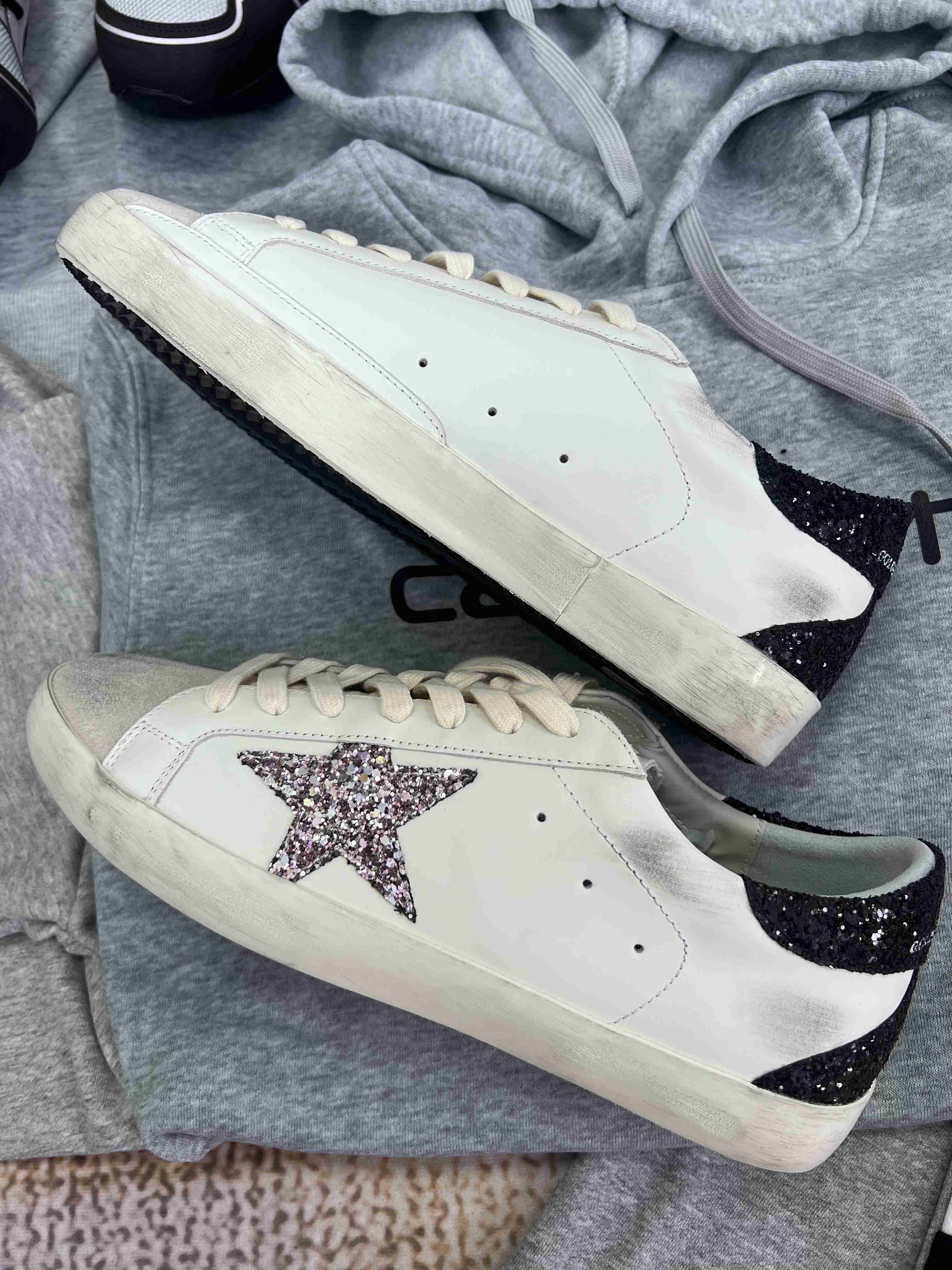 Addicted to the grey uniform this winter wore it into the ground(pic2) 1 (2)_compressed.jpg