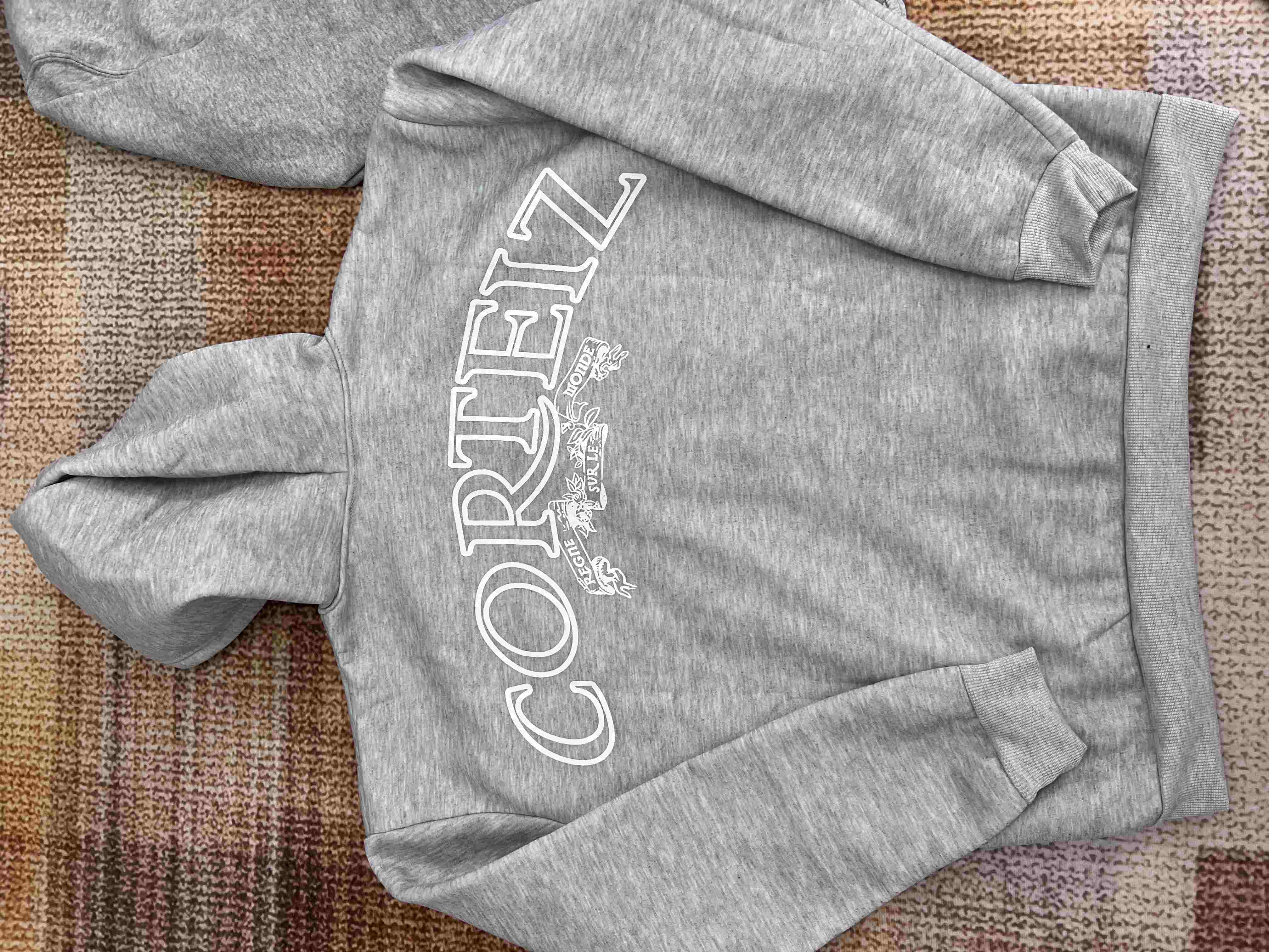 Addicted to the grey uniform this winter wore it into the ground(pic9) 6 (2)_compressed.jpg