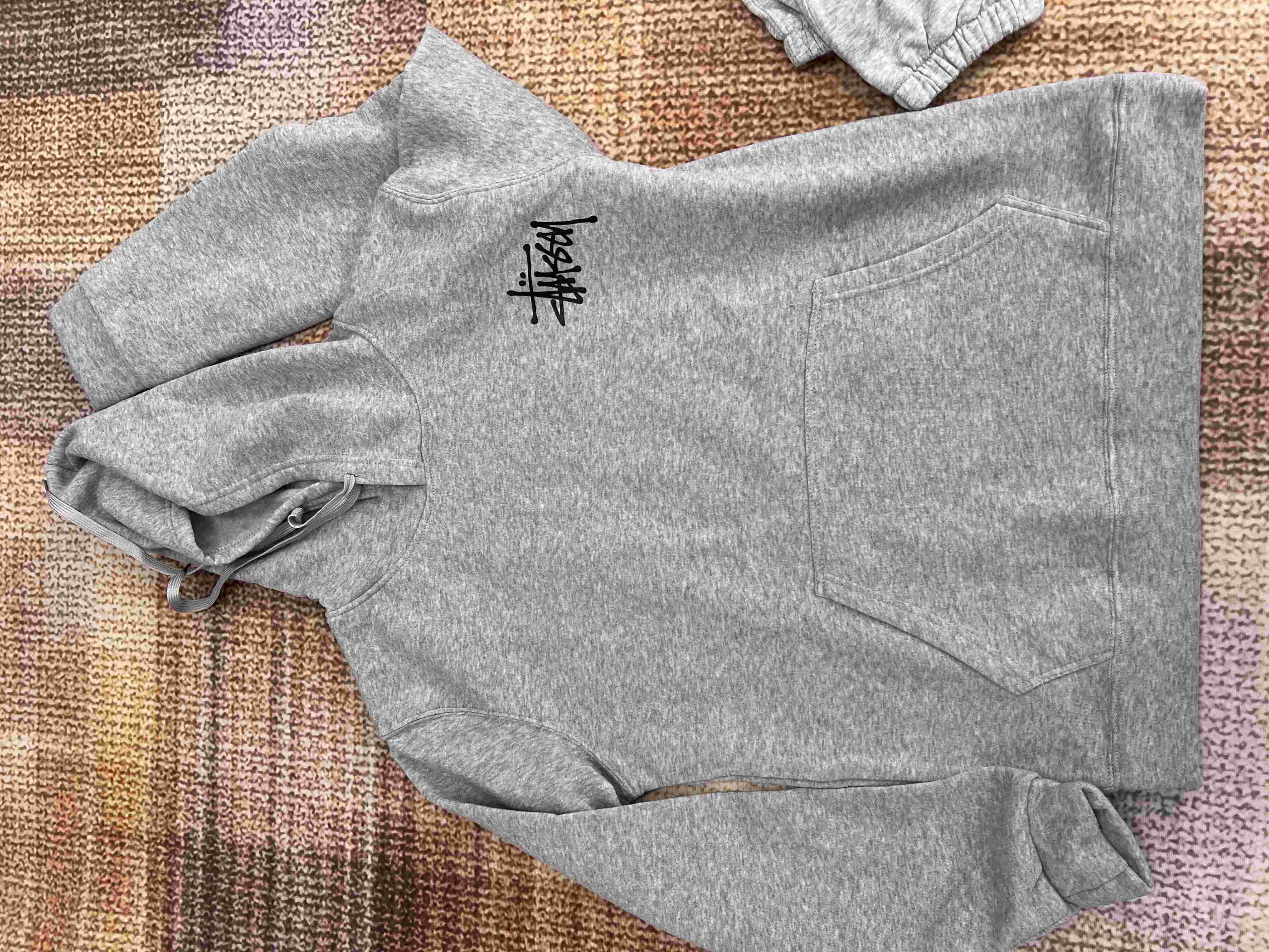 Addicted to the grey uniform this winter wore it into the ground(pic12) 7_compressed.jpg